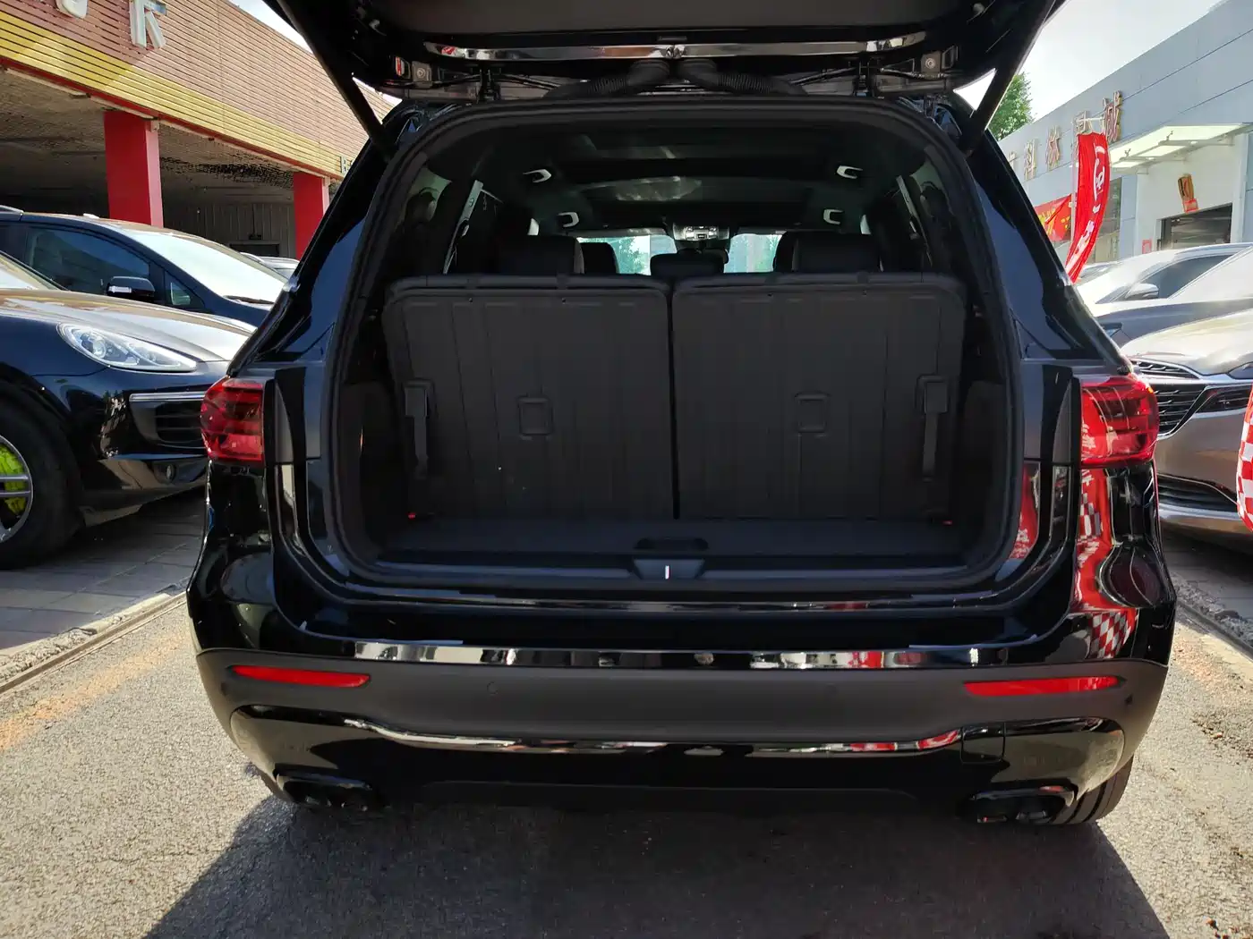 Mercedes-Benz GLB 2024 Facelift GLB 220 4MATIC фото 15