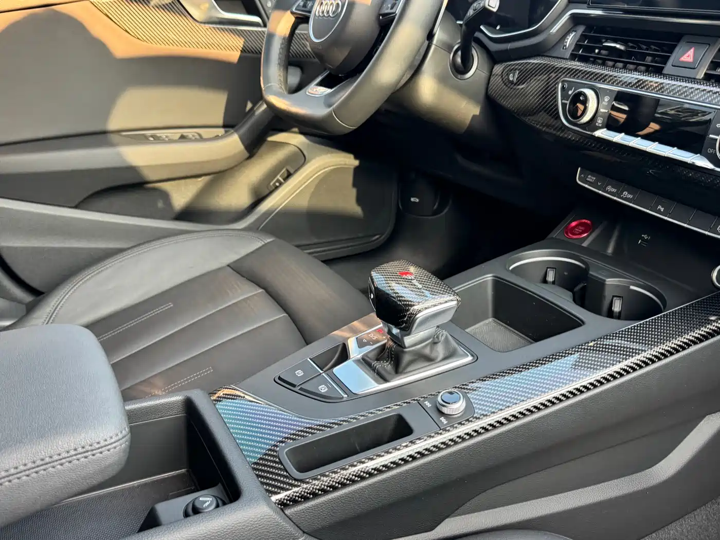 Audi A4 (Import) 2021 2021 Avant 40 TFSI Pioneer Starlight Edition