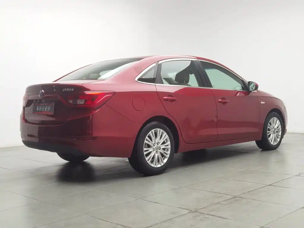 Фото 2 - Buick Excelle