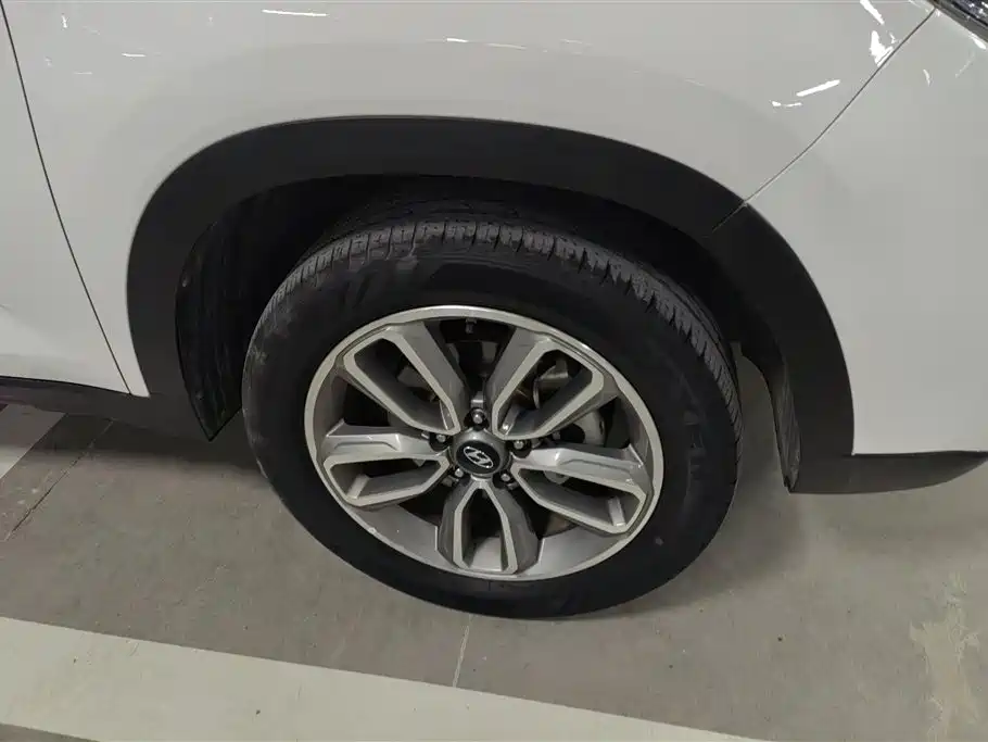 Hyundai Beijing Hyundai ix35 2019 2.0L Automatic 2WD Zhiyong·Enjoy China V фото 6