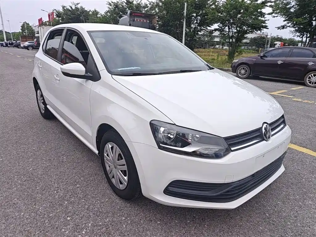 Volkswagen Polo 2018 1.5L Auto Safe Drive фото 4