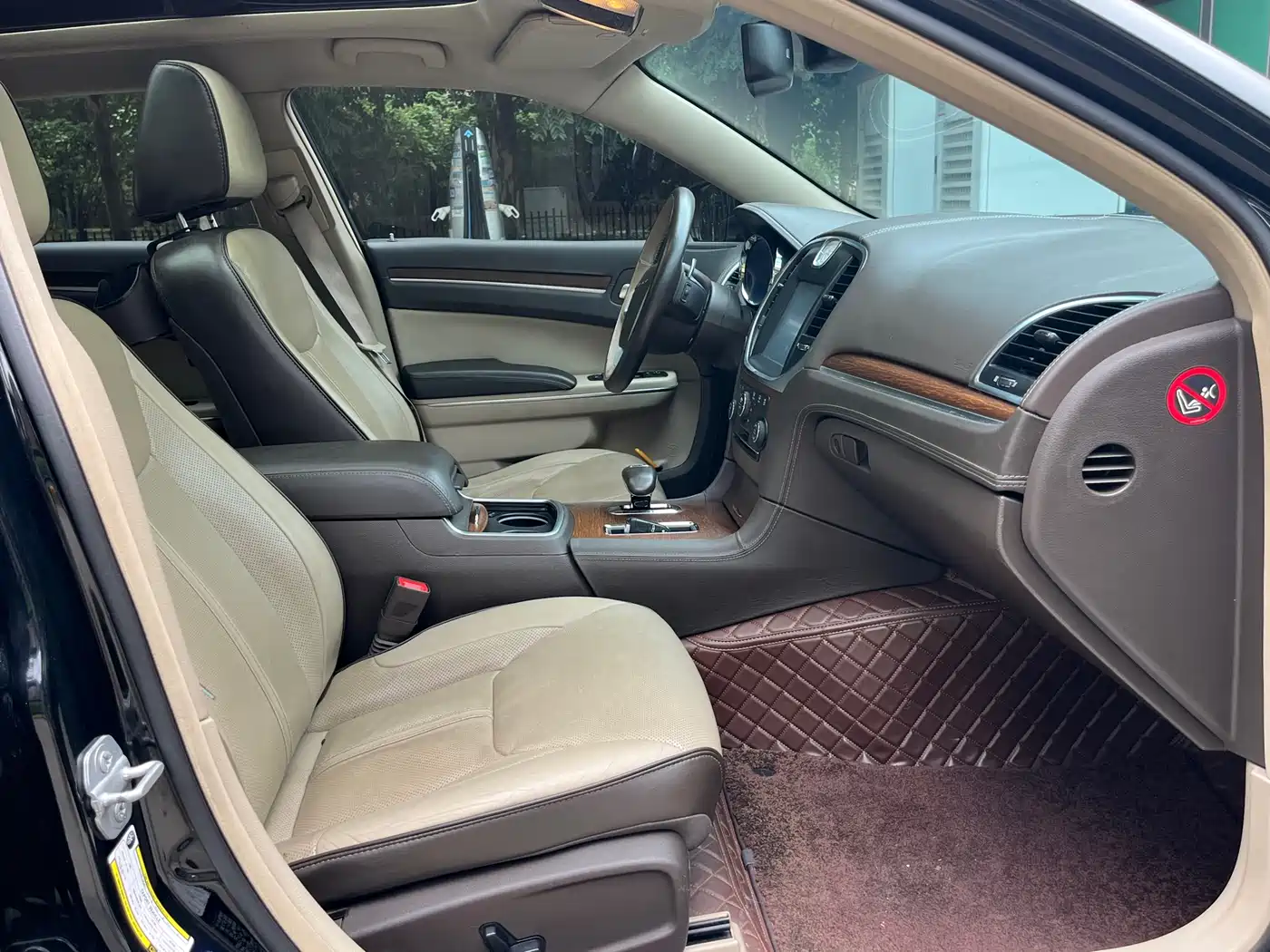 Chrysler 300C (Import) 2015 2014 3.0L Excellence Edition