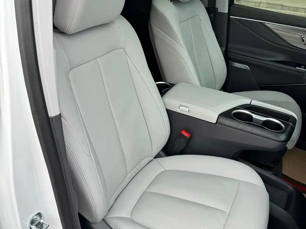 Buick GL8 2025 Model Landglory Smart Edition фото 12
