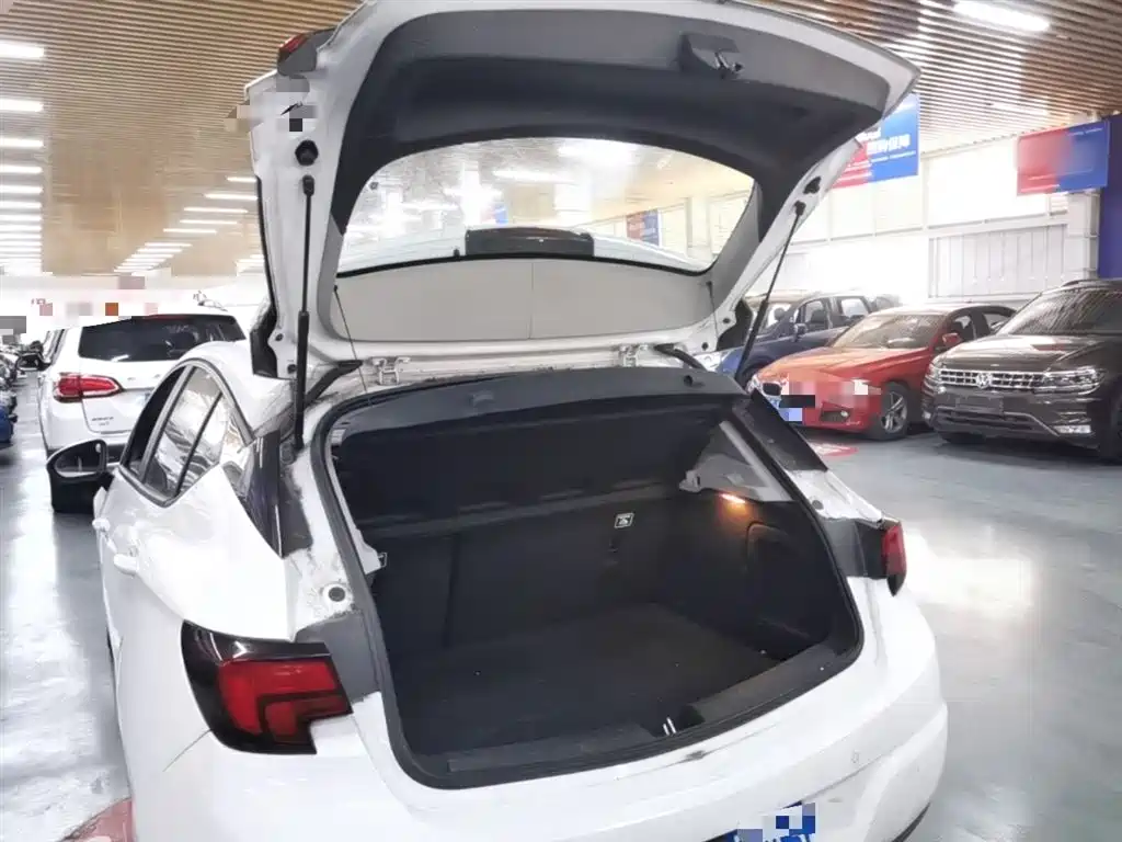 Buick Verano 2016 Hatchback 15S Automatic Leading фото 19