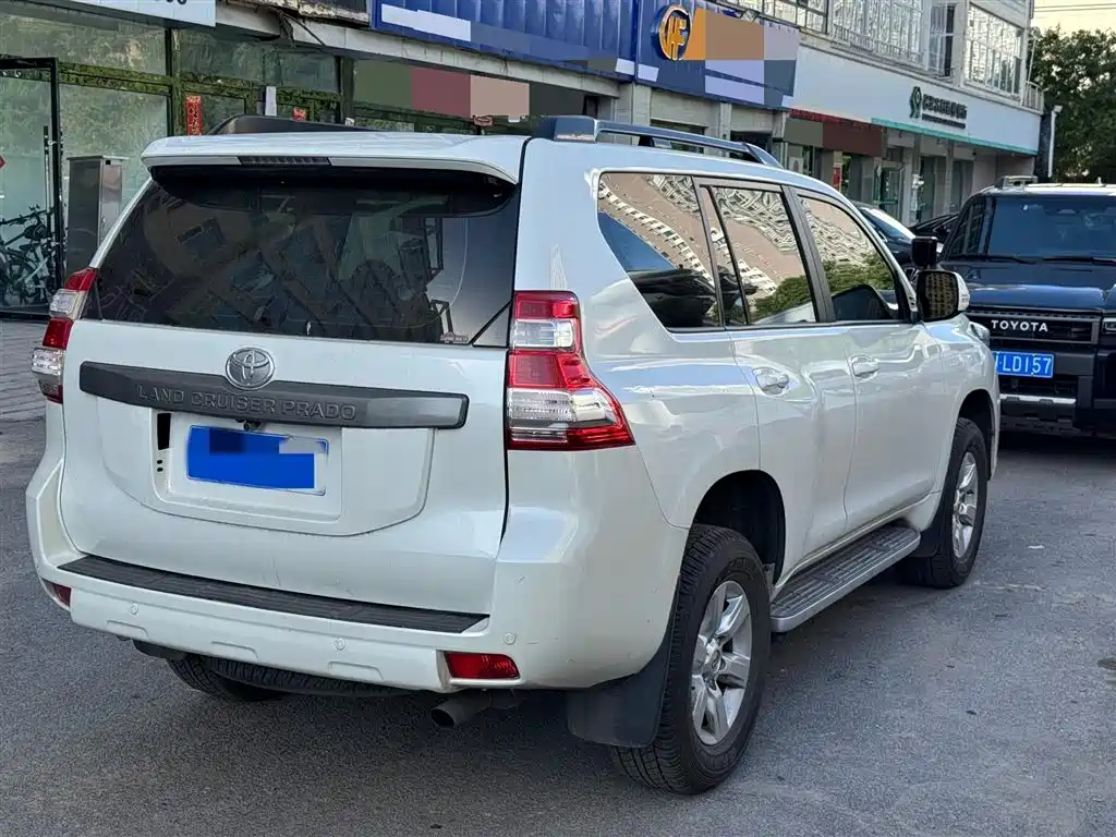 Toyota Prado 2018 3.5L Auto TX-L фото 9