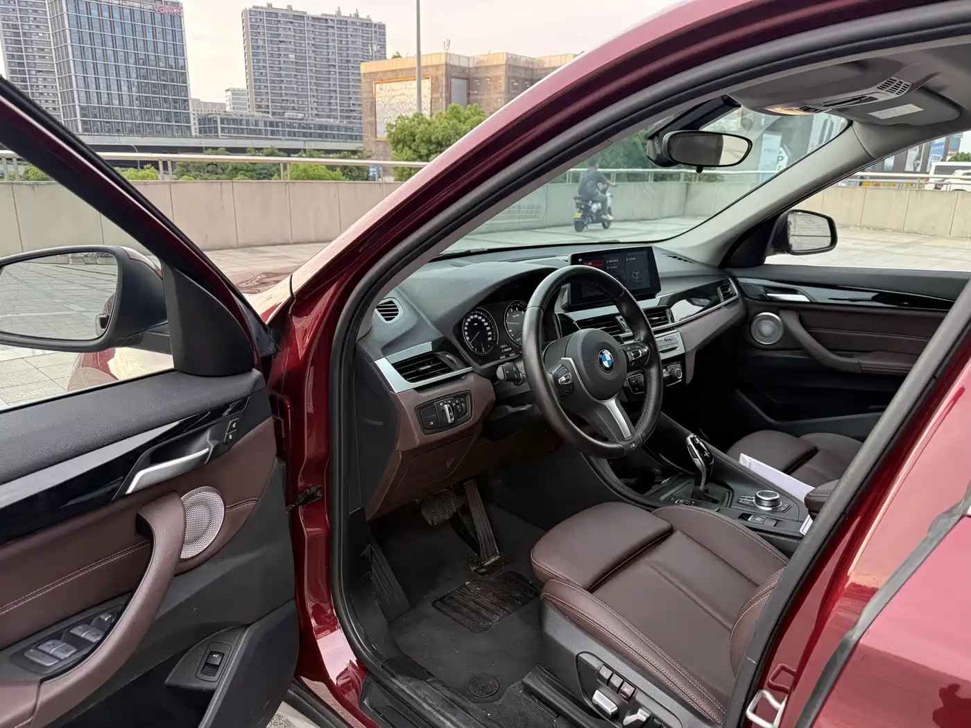 BMW X1 2021 sDrive25Li Leading фото 3