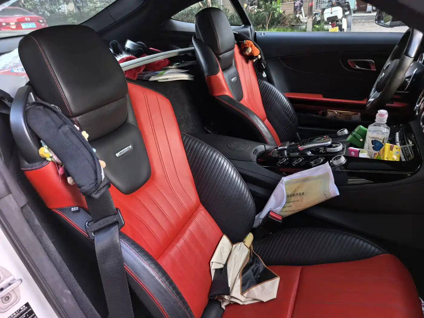 Photo 8 - Mercedes-Benz AMG GT