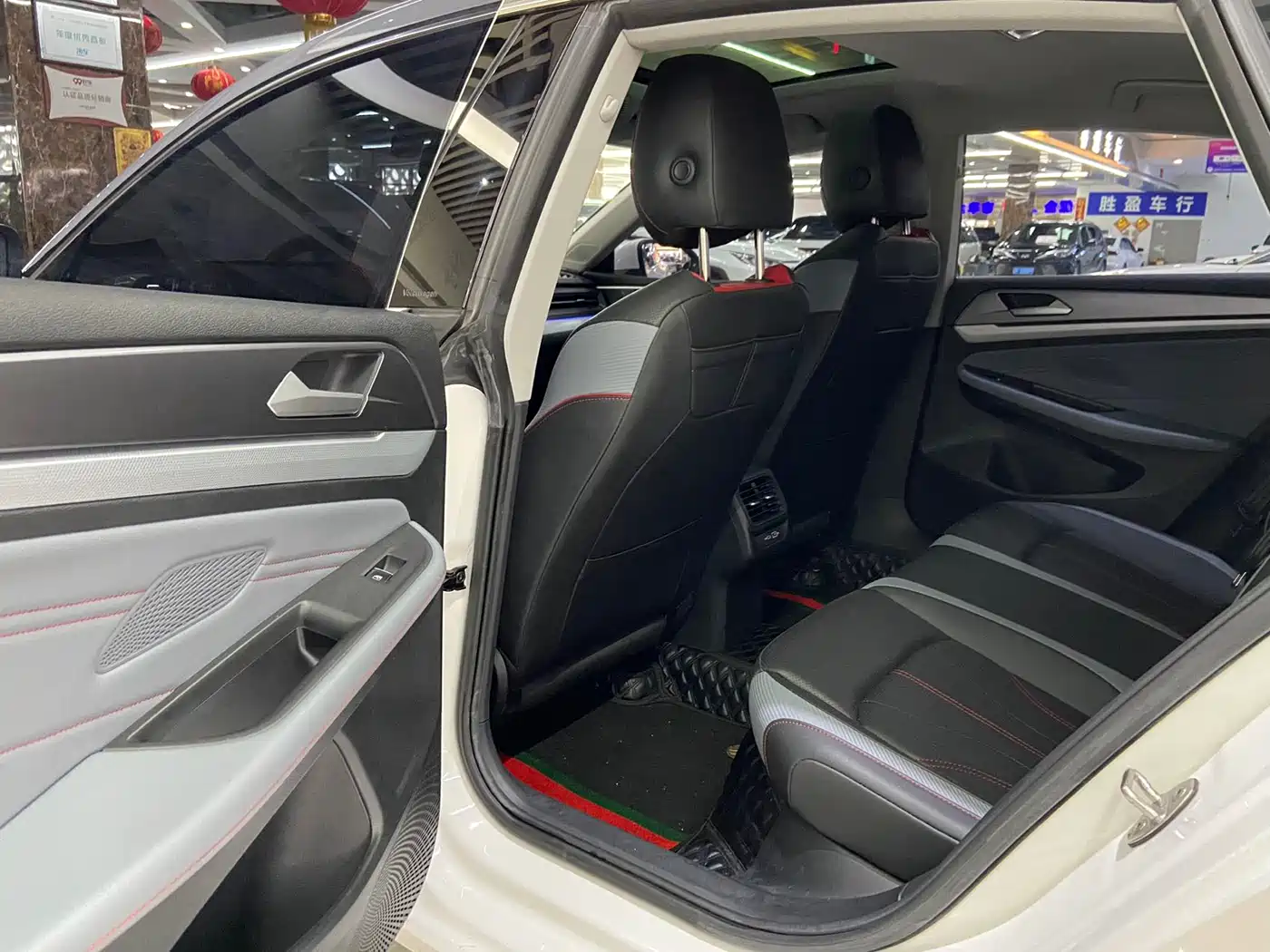 Volkswagen Lamando 2023 Lamando L 280TSI DSG Cool Edition фото 8