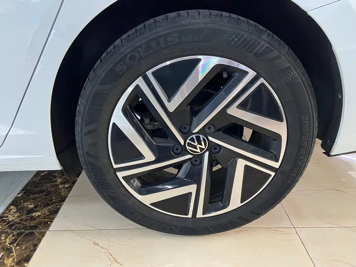 Volkswagen Sagitar 2023 Model Year 280TSI DSG Surpass Edition фото 10