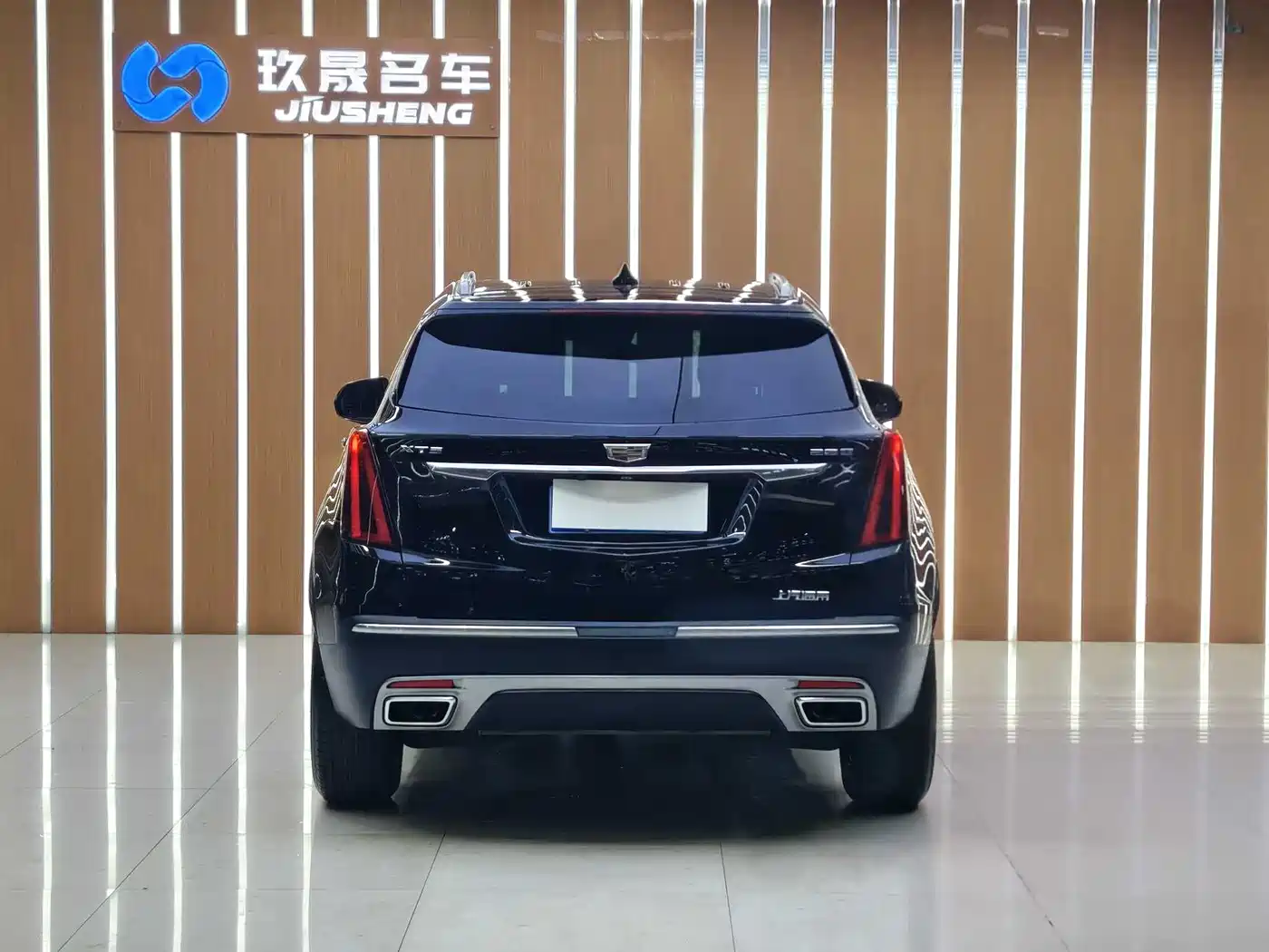 Cadillac XT5 2022 2.0T 2WD Luxury фото 19