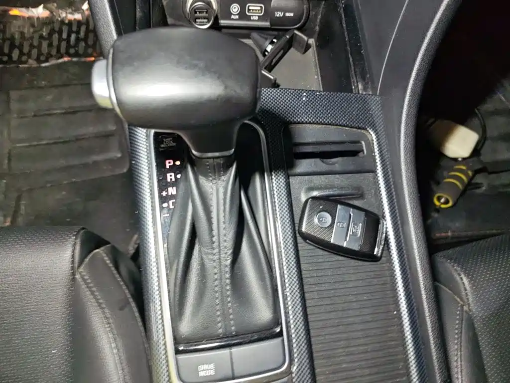 Kia K5 2016 1.6T Automatic LUX фото 11