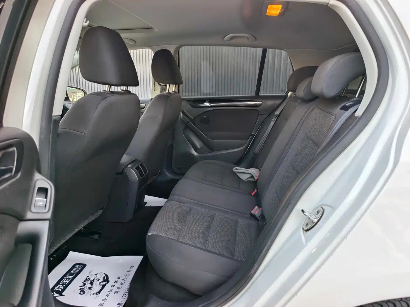 Volkswagen Golf 2014 1.6L Automatic Comfort фото 10