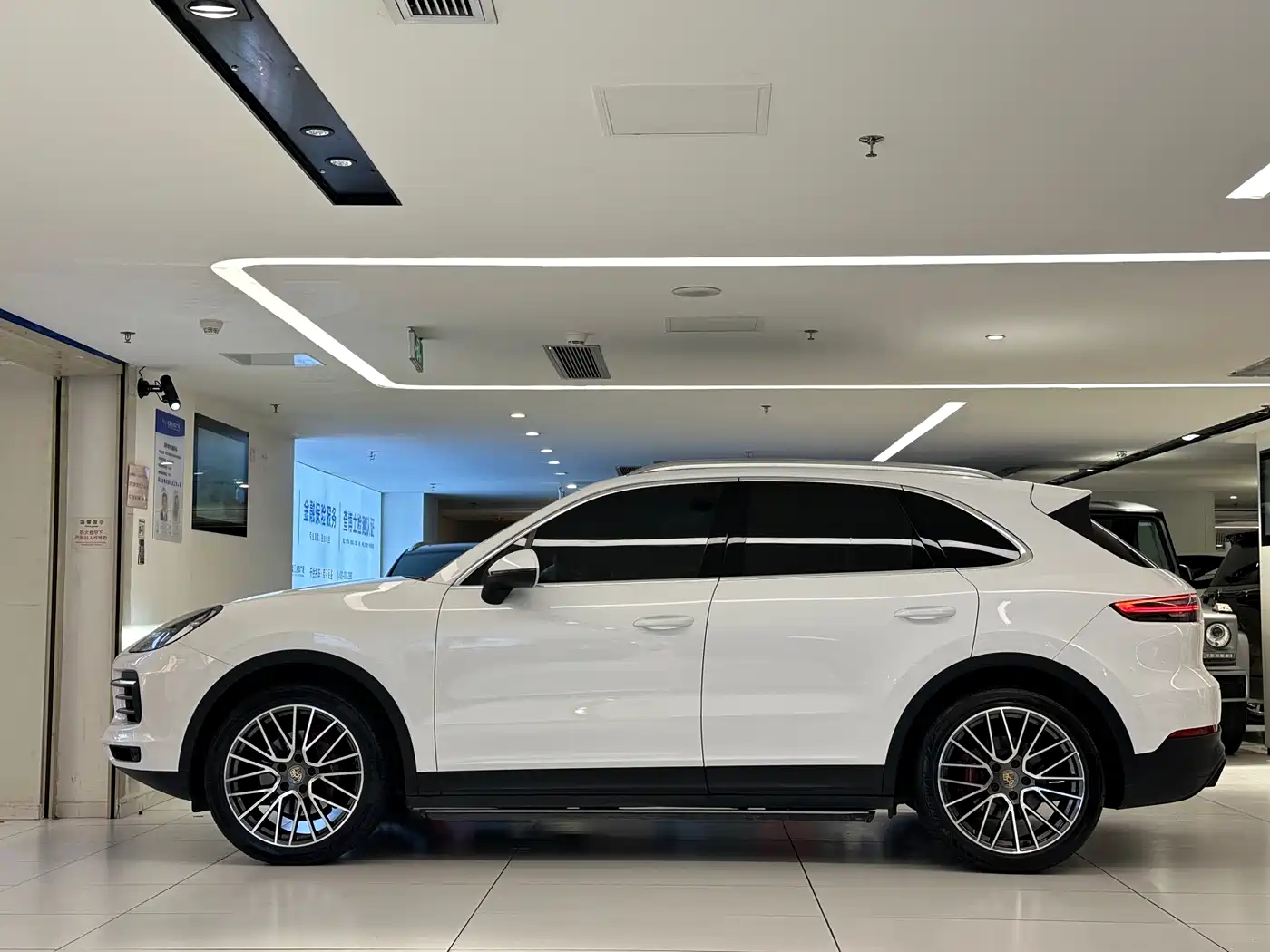 Porsche Cayenne 2019 Cayenne 3.0T фото 4