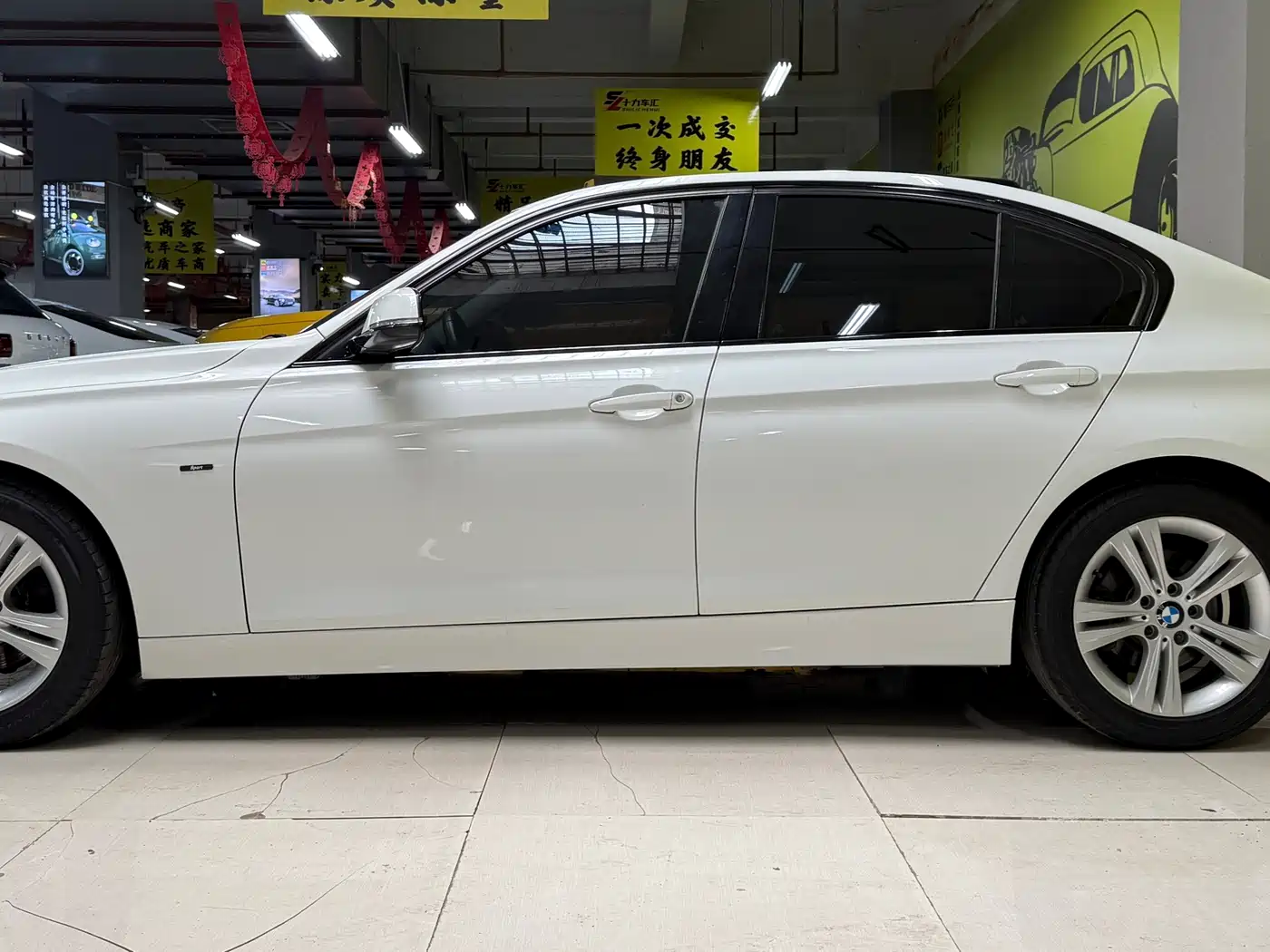 BMW 3 Series (Import) 2013 2013 320i Sport Design Package