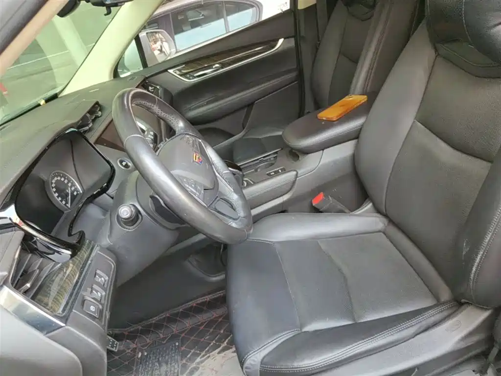 Cadillac XT5 2018 25T Luxury фото 15