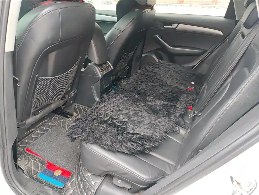 Audi Q5 2015 40 TFSI Technology фото 11