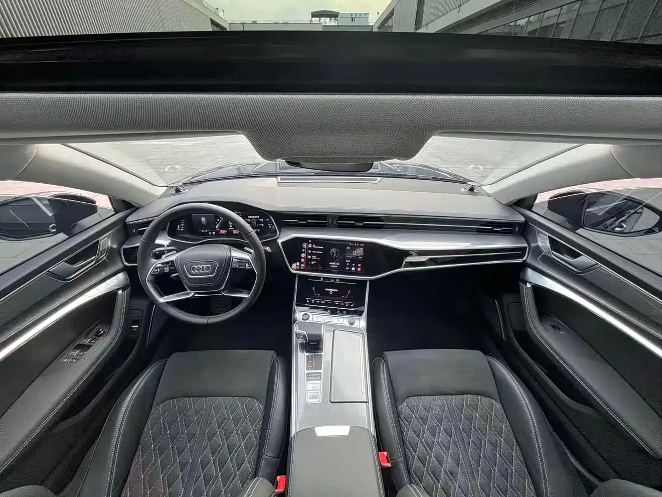 Audi A7L 2024 45 TFSI quattro Premium Luxury фото 7