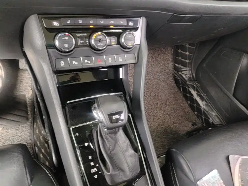 Škoda Kodiaq 2017 TSI330 7-seater 2WD Luxury Edition фото 21