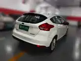 Фото 6 - Ford Focus