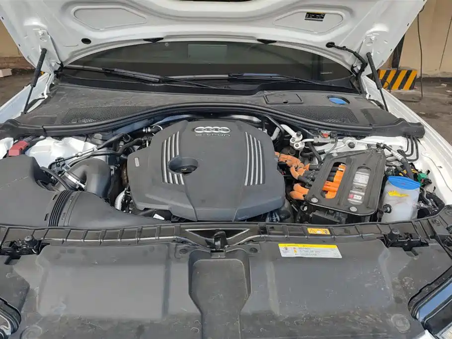 AUDI A6L NEW ENERGY