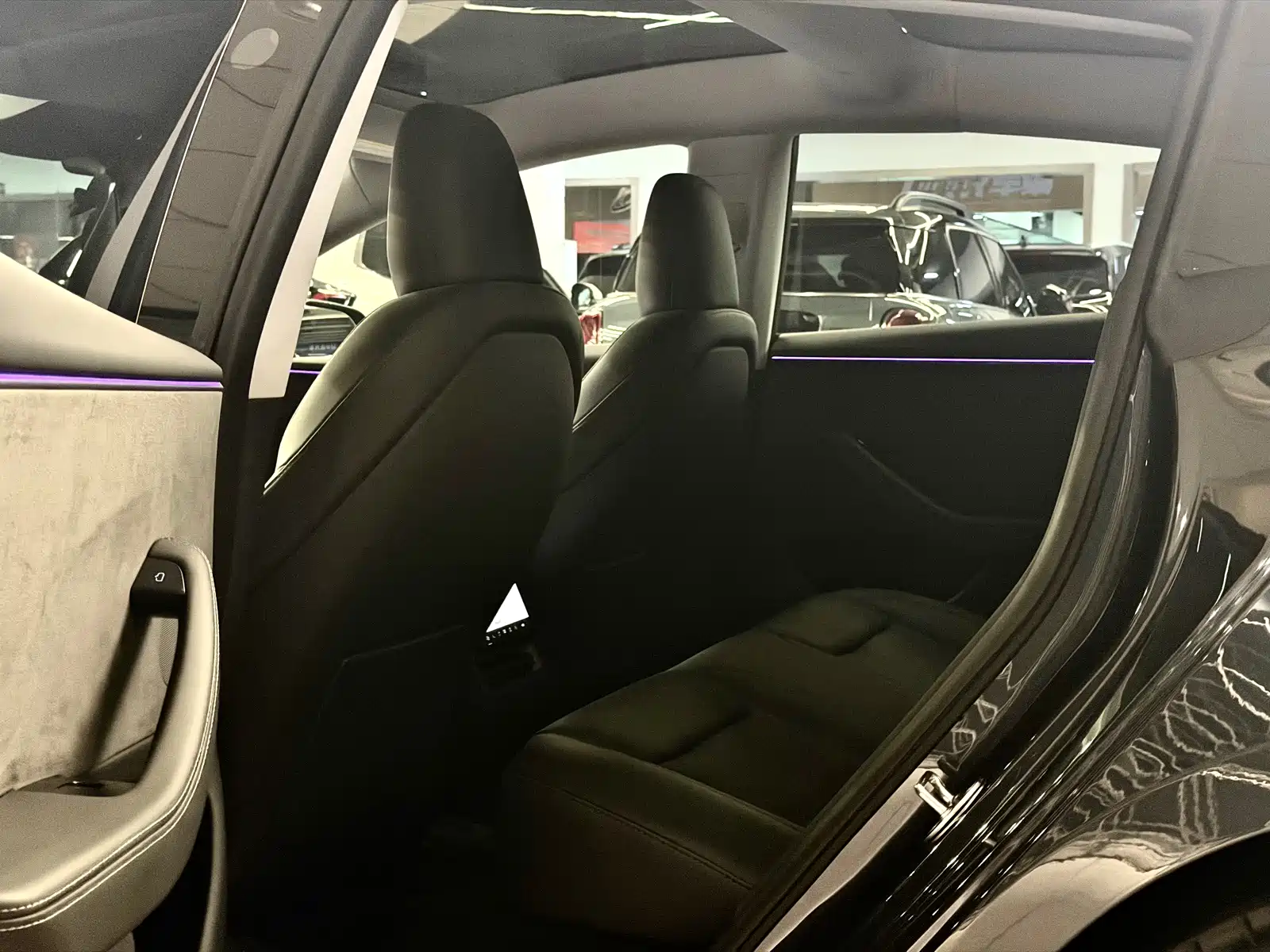 صورة 6 - Tesla Model 3