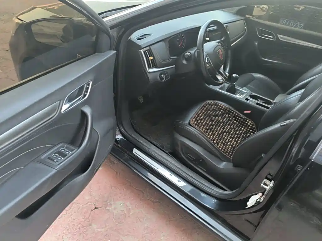 Roewe i6 2018 2018 20T Manual Luxury Edition