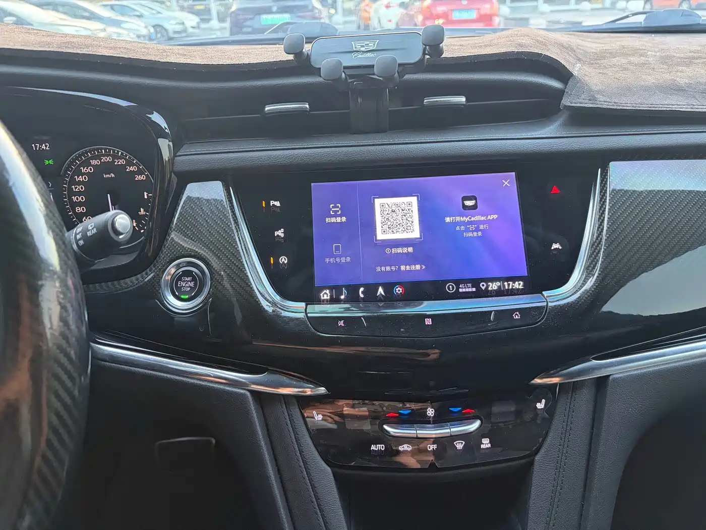 Cadillac XT6 2020 2020 28T 6-Seater Luxury Model