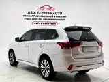 Фото 3 - Mitsubishi Outlander