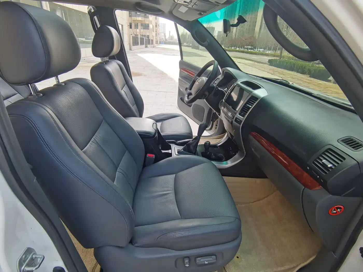 Toyota Prado 2010 4.0L Automatic VX фото 10