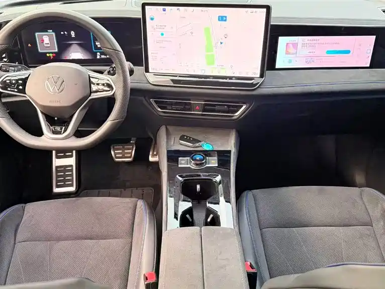 Volkswagen Tiguan L 2024 PRO 380TSI 4WD R-Line Premium Edition фото 6