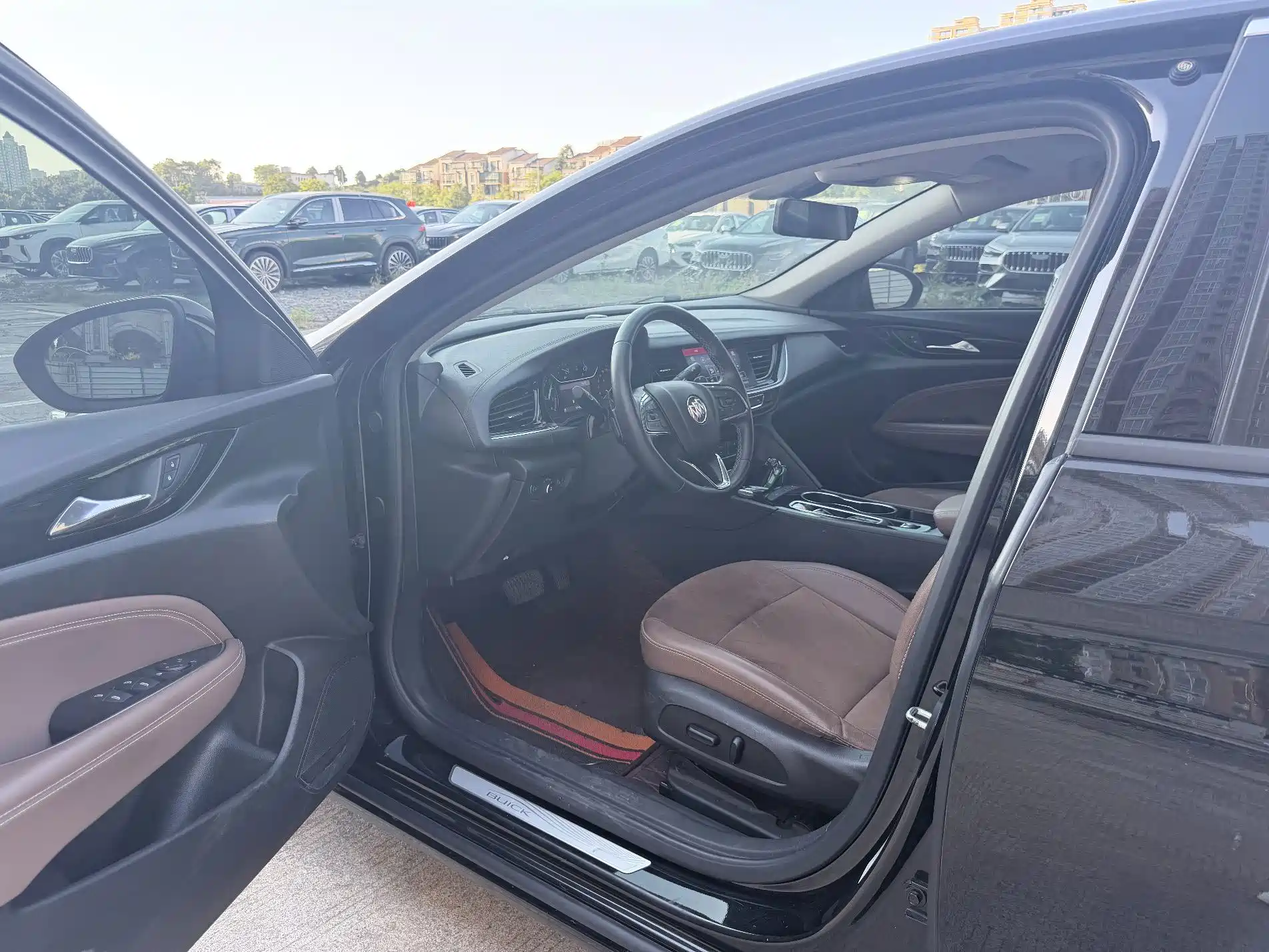 Photo 7 - Buick Regal