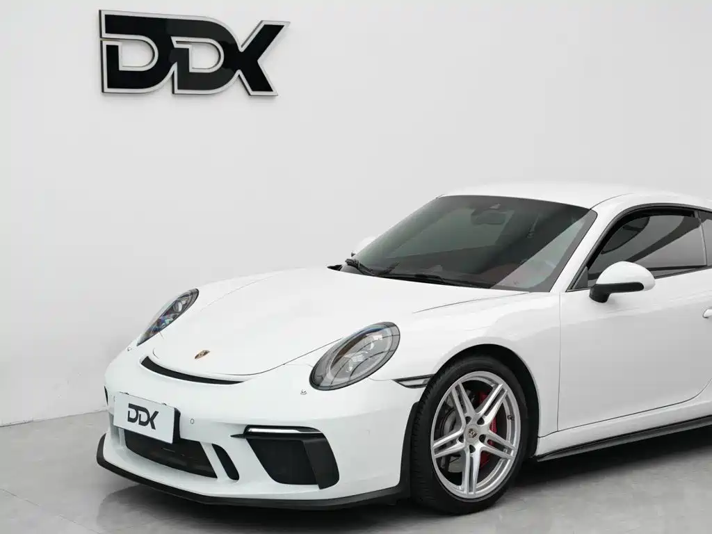 Photo 3 - Porsche 911