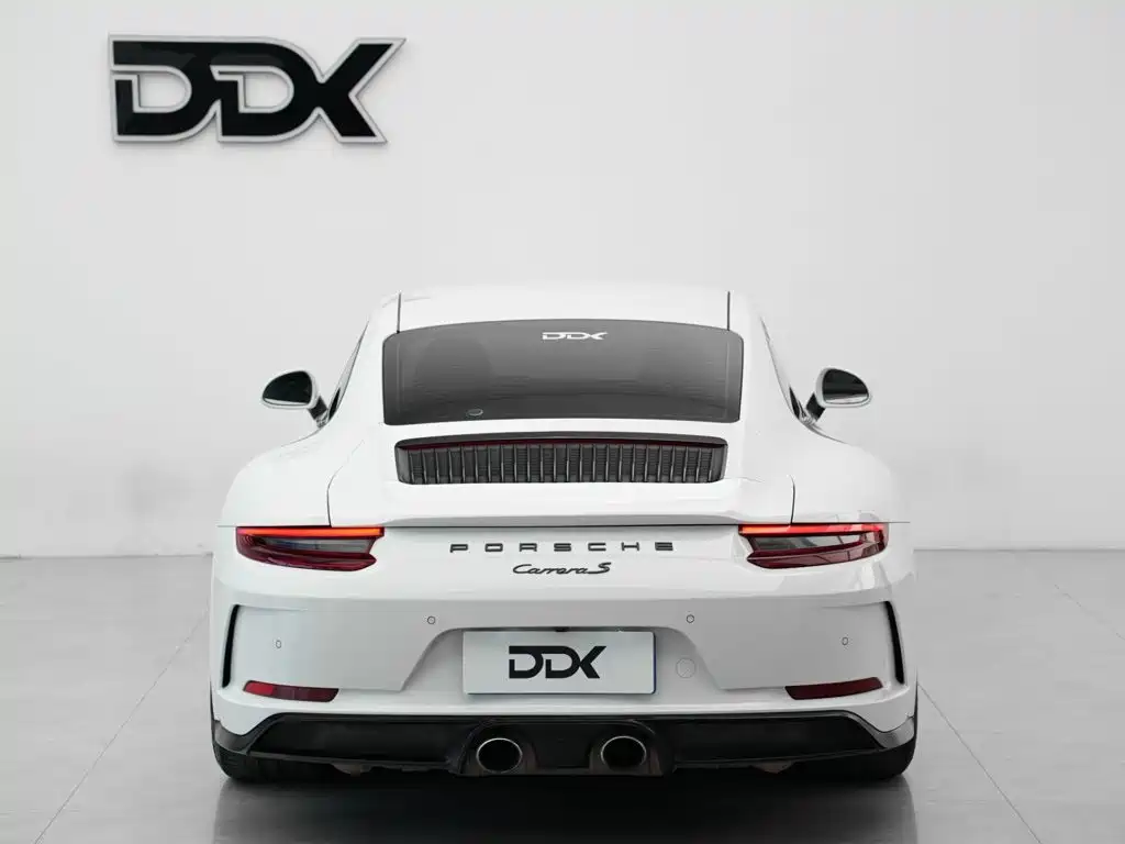 Photo 4 - Porsche 911