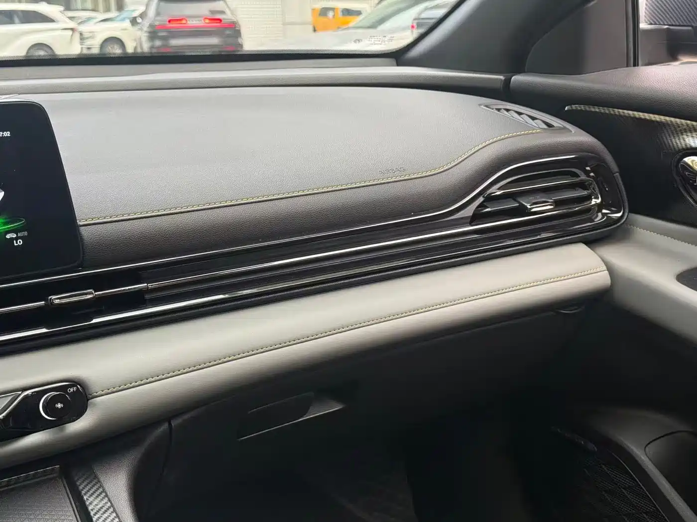 GAC Trumpchi Trumpchi Emkoo 2021 270T DCT J15 Edition фото 8