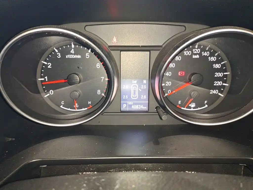 Haval M6 2023 PLUS 1.5T DCT Luxury Smart Connect фото 12