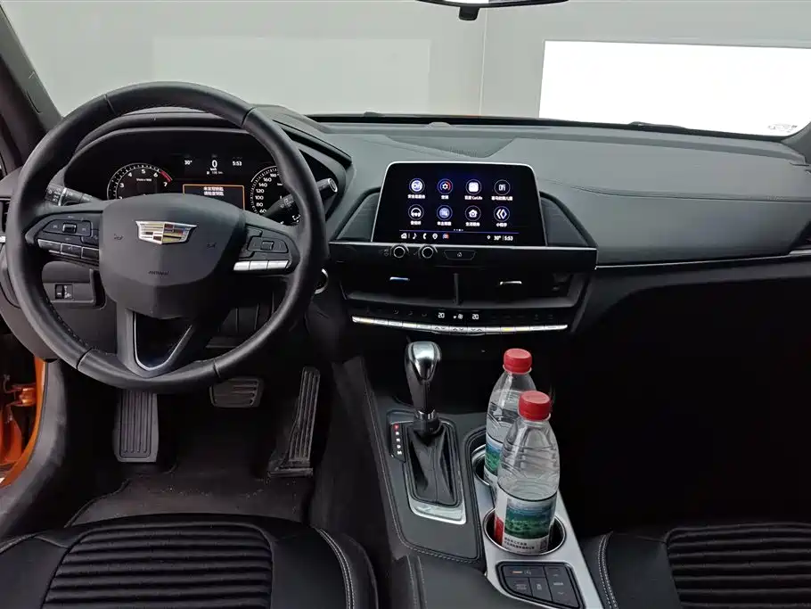 Cadillac CT4 2023 25T Luxury Model фото 12