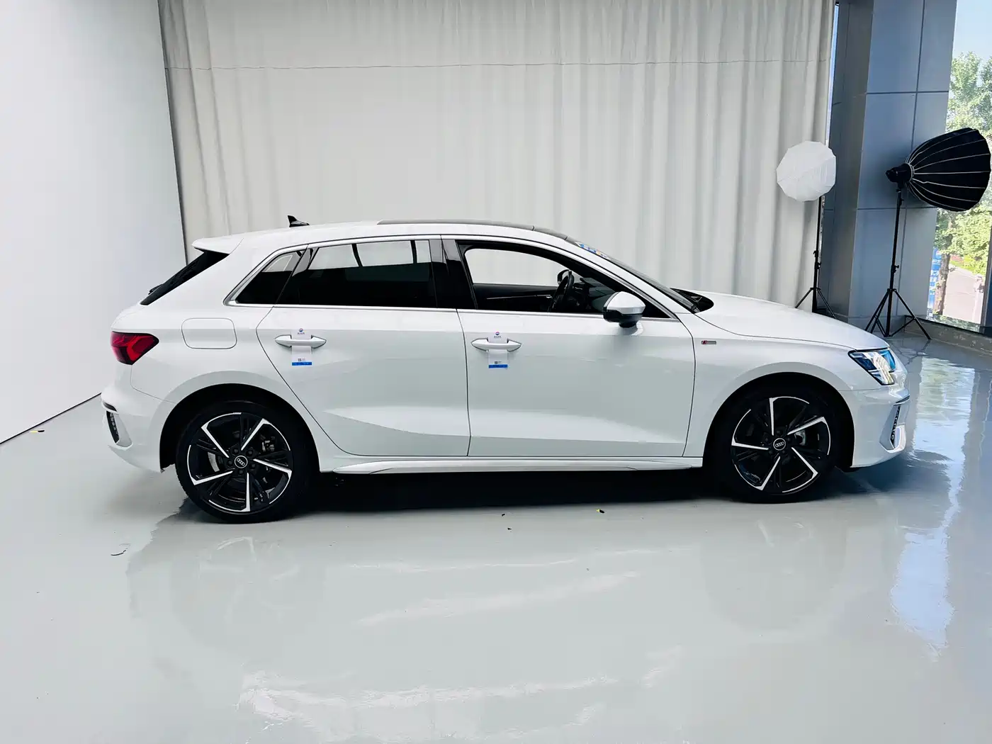 Audi A3 2023 Facelift Sportback 35 TFSI Fashion Sport фото 5