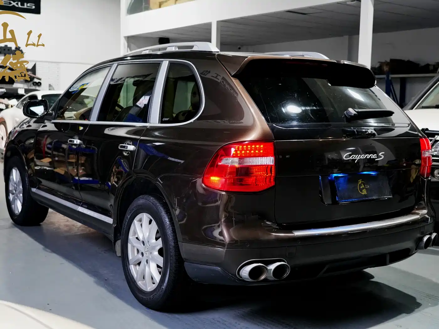 Porsche Cayenne 2009 Model Cayenne S Transsyberia 4.8L фото 6