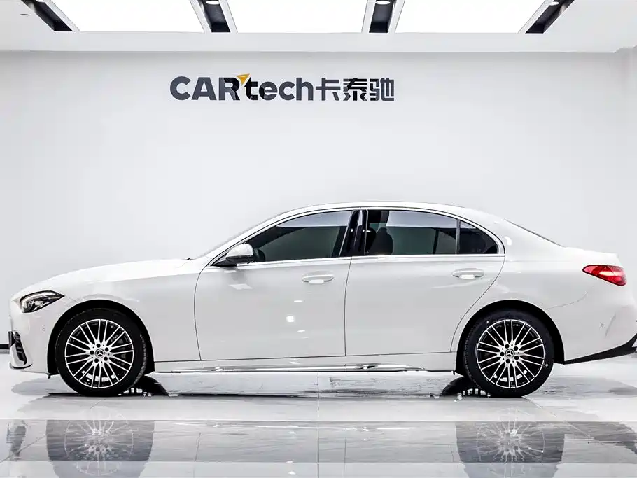 Mercedes-Benz C-Class 2024 Facelift III C 260 L Sport фото 3