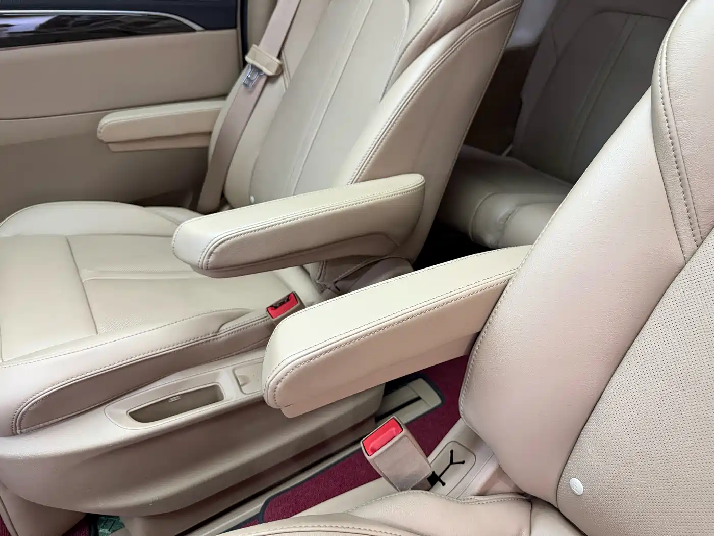 Buick GL8 2018 ES 28T Luxury Type China VI фото 21