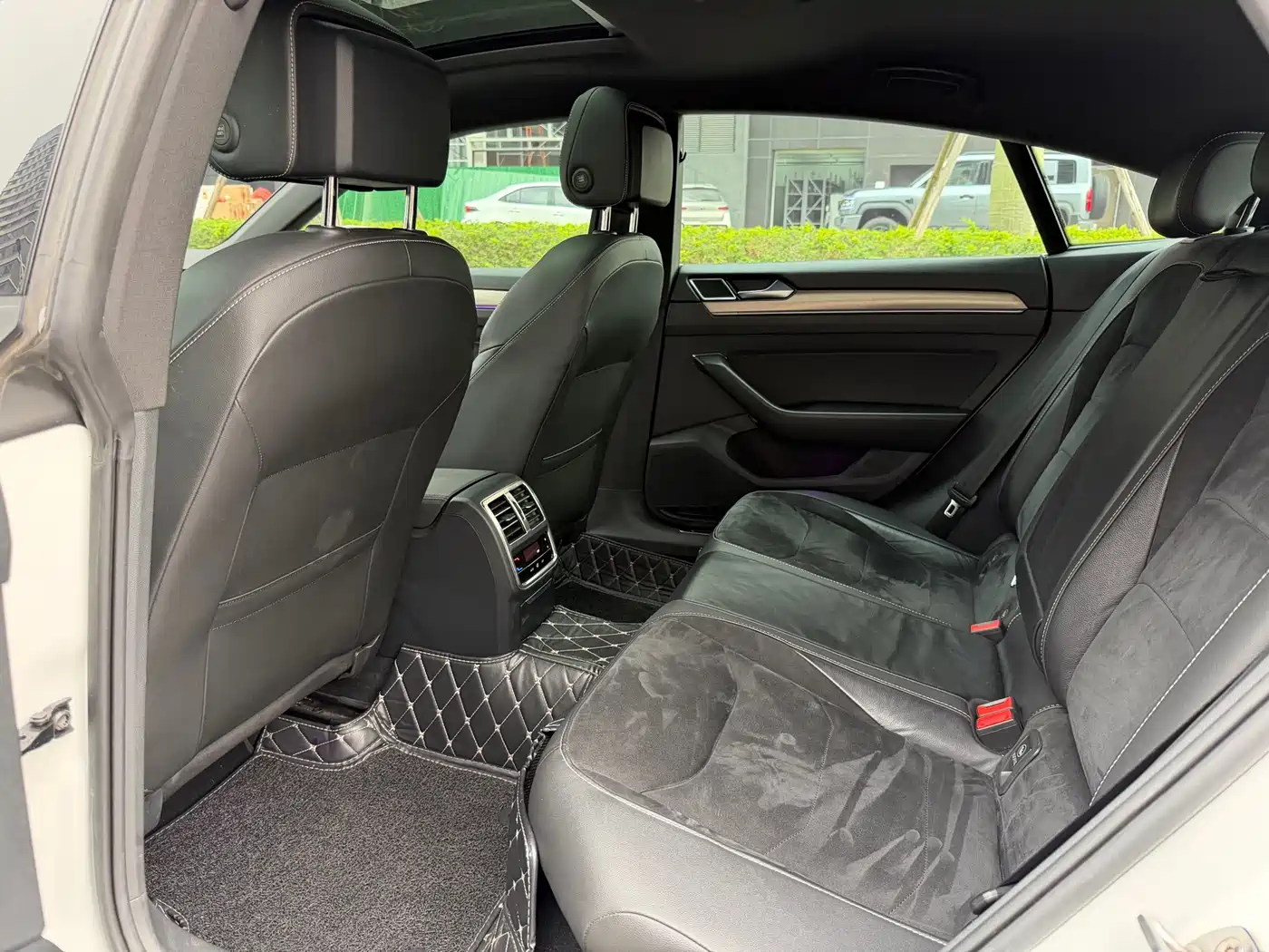 Volkswagen FAW-Volkswagen CC 2020 330TSI Elegance Version China VI фото 10