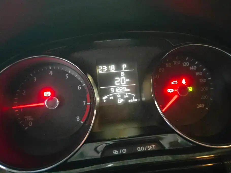 Volkswagen C-TREK 2017 1.6L Automatic Comfort фото 14
