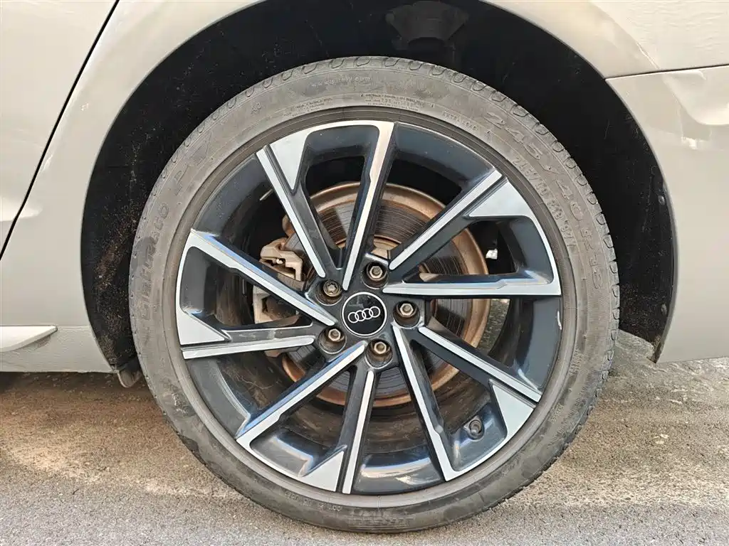 Audi A4L 2020 40 TFSI Luxury Elegance фото 14