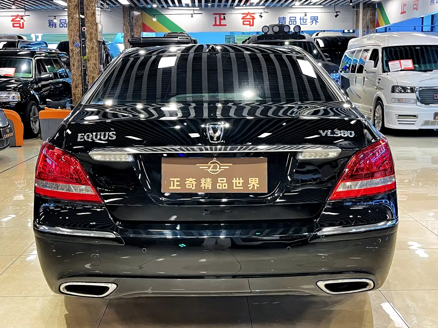 Hyundai Equus 2012 Model 3.8 GDi Extended Premium Edition фото 7