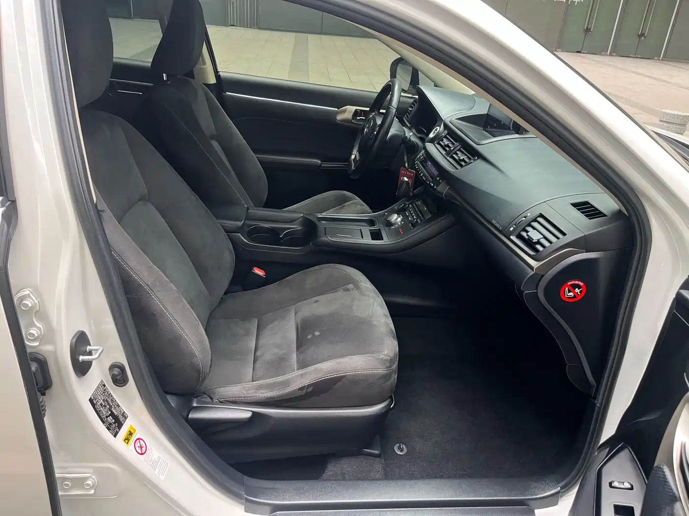 Lexus CT 2017 CT200h Elite Edition Monochrome China V фото 21