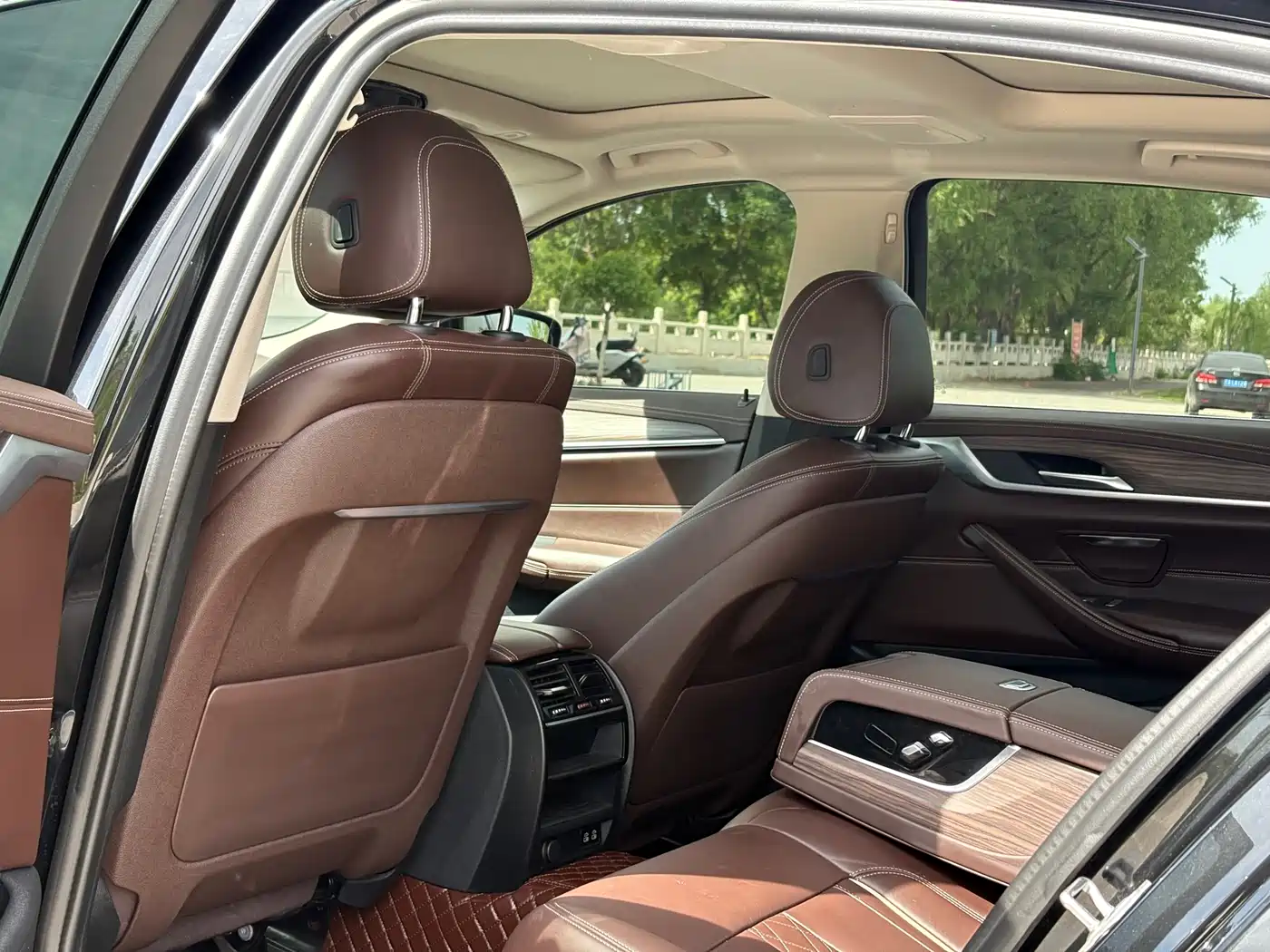 BMW 5 Series 2020 530Li Leading Luxury Package фото 4