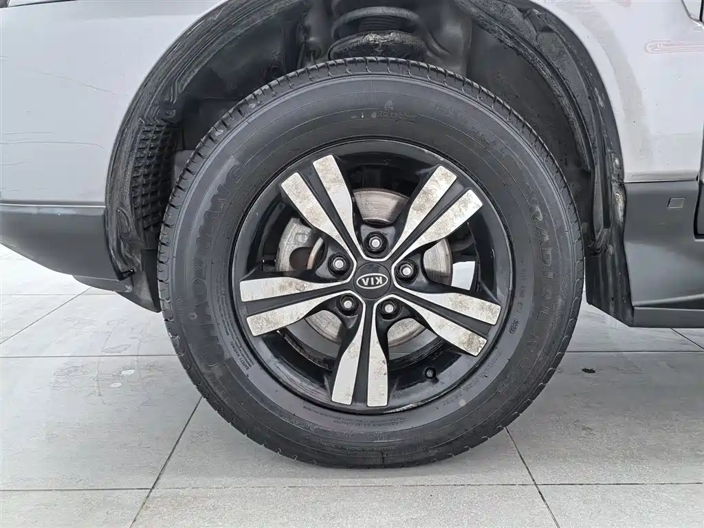 Kia Sportage 2012 2.0L Automatic 2WD GLS фото 17