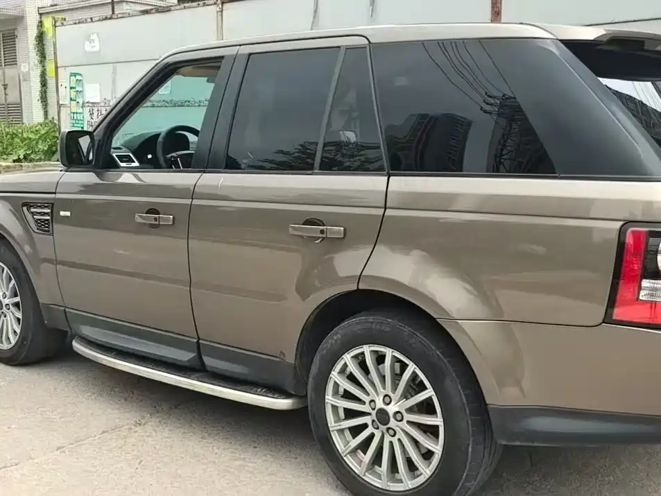 Land Rover Range Rover Sport 2012 3.0 TDV6 HSE Diesel Version фото 8