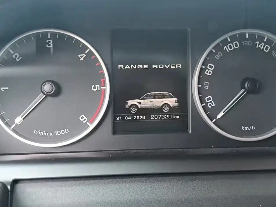 Land Rover Range Rover Sport 2012 3.0 TDV6 HSE Diesel Version фото 6