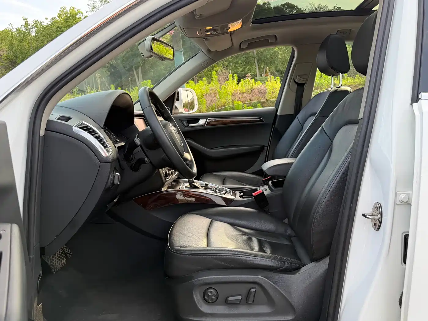 Audi Q5 2012 2.0TFSI Comfort фото 19